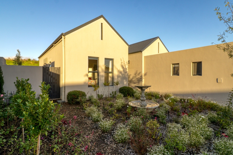 3 Bedroom Property for Sale in Aan de Wijnlanden Western Cape